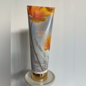 Victoria’s Secret Petal High  8oz  - Sealed